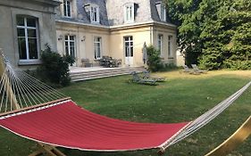 Le Chateau D'Hermonville B&B / Chambres D'Hotes