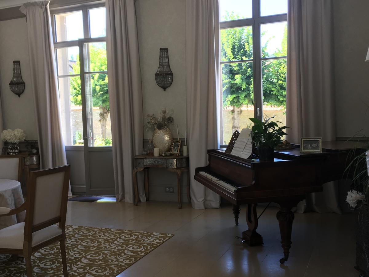 Le Chateau D'Hermonville B&B / Chambres D'Hotes Buitenkant foto